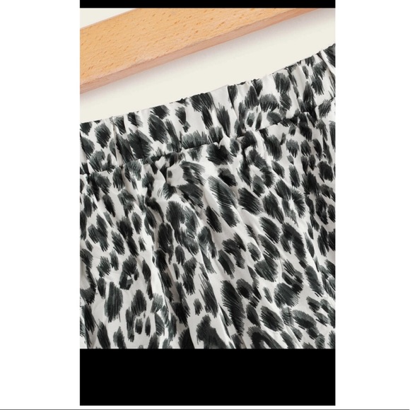 Leopard Print Elastic Waist Skirt - Picture 2 of 8